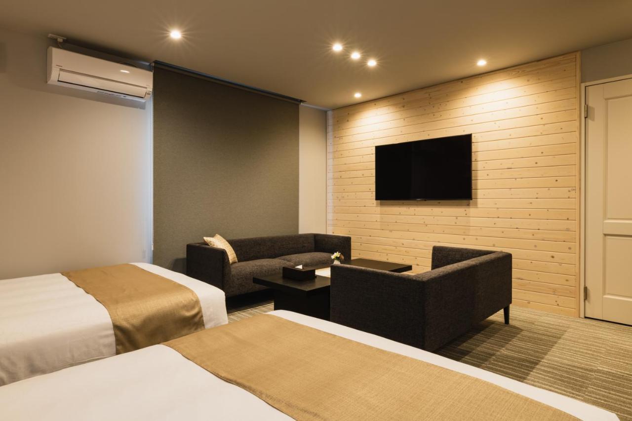 Grand Base Yakuin Odori Aparthotel Фукуока Екстериор снимка
