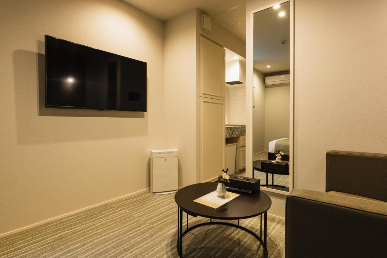Grand Base Yakuin Odori Aparthotel Фукуока Екстериор снимка