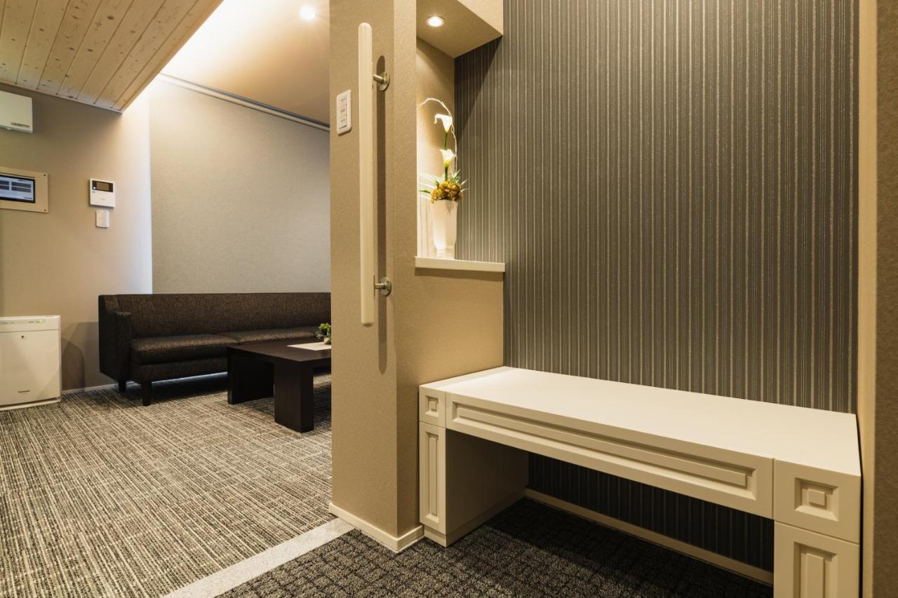 Grand Base Yakuin Odori Aparthotel Фукуока Екстериор снимка